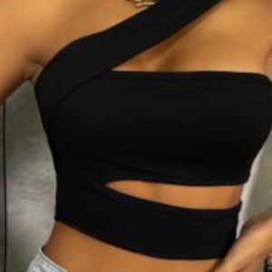 One Shoulder Black